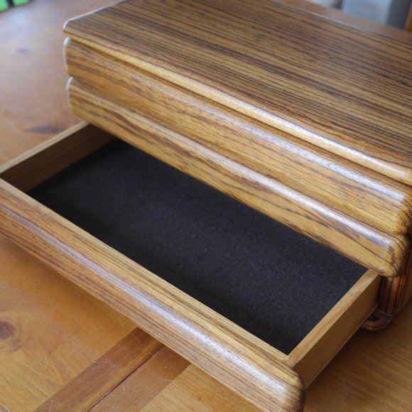 Meet your Posher, Kate - Picture 11 of 13